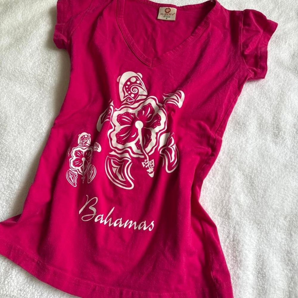 pink summery Zara Larson Bahamas pink turtle baby tee